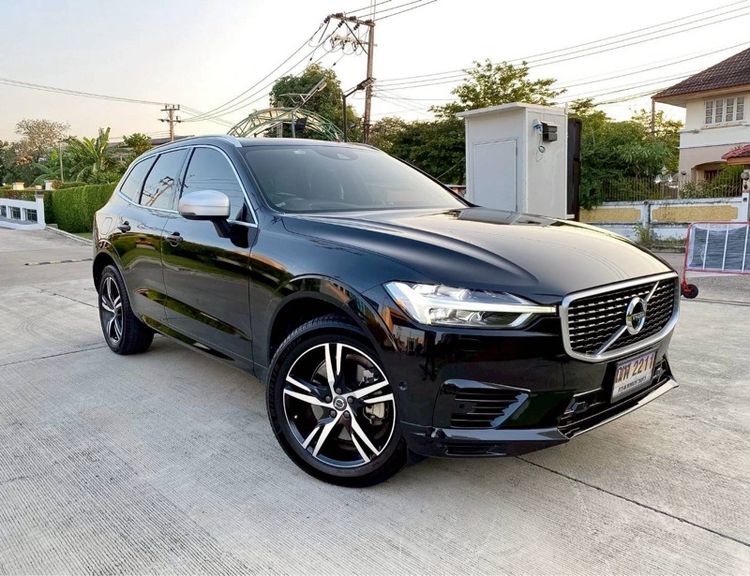 Volvo XC60 2018 2.0 T8 R-Design 4WD Utility-car ปลั๊กอินไฮบริด (PHEV) ไม่ติดแก๊ส เกียร์อัตโนมัติ ดำ รูปที่ 2