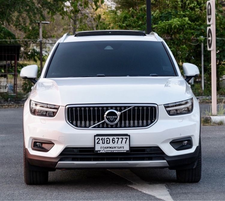 Volvo XC40 2022 Recharge 1.5 T5 Inscription Sedan ปลั๊กอินไฮบริด (PHEV) ไม่ติดแก๊ส เกียร์อัตโนมัติ ขาว รูปที่ 2