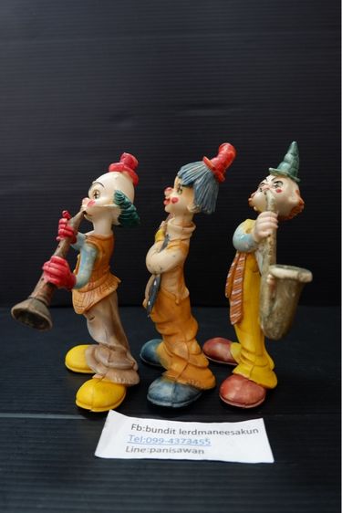 ตุ๊กตาตัวตลกเรซินหล่อแบบวินเทจขนาด 5 นิ้ว 3 ชิ้น เพ้นท์มือ รูปทรงเครื่องดนตรี ผลิตในอิตาลี 990 บาท รูปที่ 3