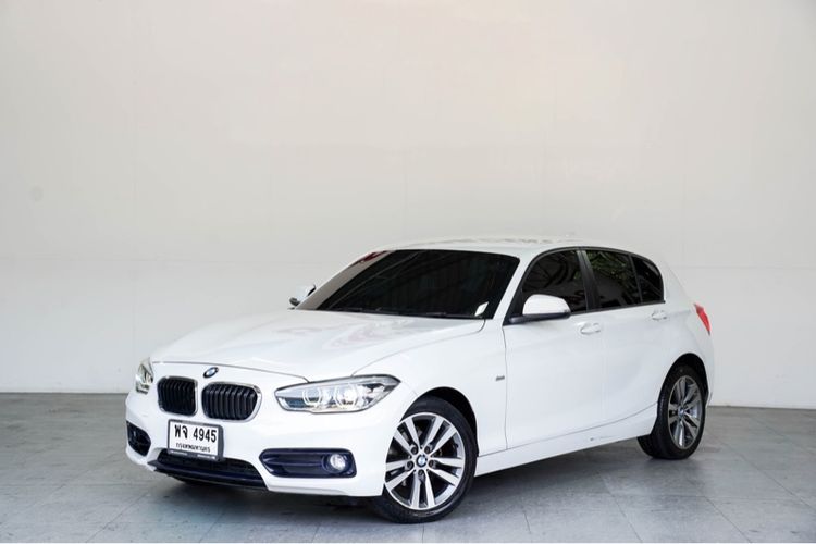รถ BMW Series 1 118i สี ขาว