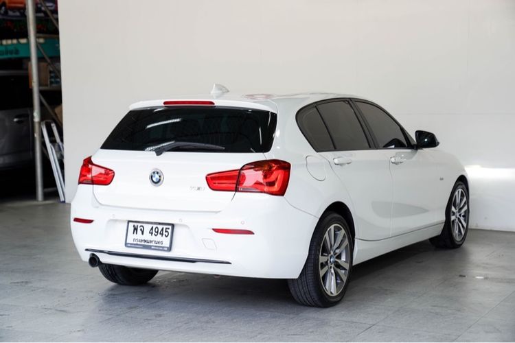 BMW Series 1 2017 118i Utility-car เบนซิน ไม่ติดแก๊ส เกียร์อัตโนมัติ ขาว รูปที่ 4