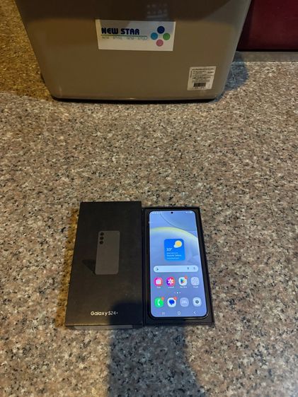 Galaxy S24 Plus 256 GB ขายSamsungS24PlusสีOnyx Black256กิ๊กมีกล่องอีมี่ตรงสภาพสวยๆสูนTrueใช้งานดีถูกกกกกมากกก