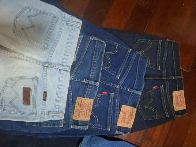 เสื้อผ้าขายเหมาถูกๆ 400 ตัว รูปที่ 18