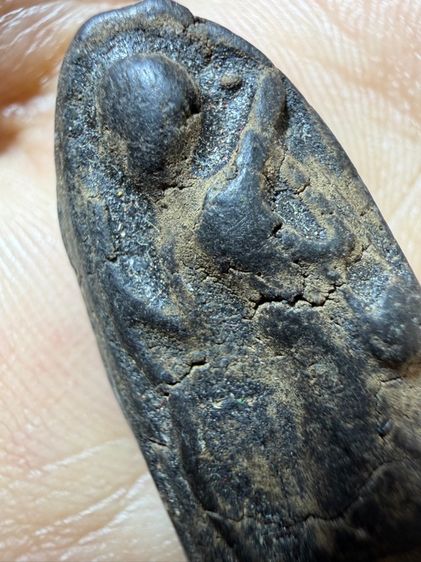 พระสิวลีพิมพ์เล็กไม่มีย่ามนิยม หลวงพ่อกวยเนื้อผงใบลานแก่น้ำมันเก่าๆเเห้งๆผิวหิ้งเดิมๆ พระเก่าๆ พระเหมาๆบ้านๆ พระคนแก่เก่าๆเก็บ 