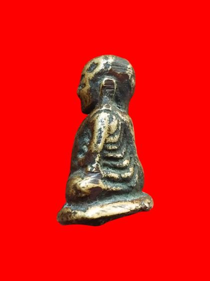 หลวงพ่อเงินพิมพ์ขี้ตา รูปที่ 4