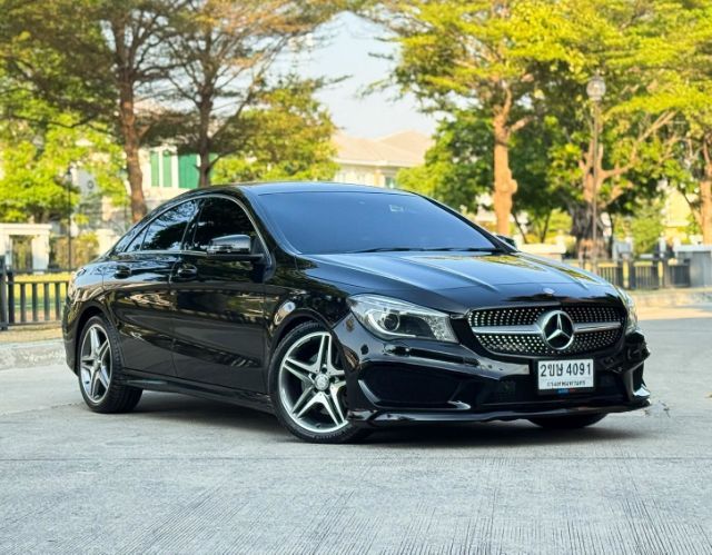 Mercedes-Benz CLA-Class 2016 CLA250 AMG Sedan เบนซิน ไม่ติดแก๊ส เกียร์อัตโนมัติ ดำ รูปที่ 3