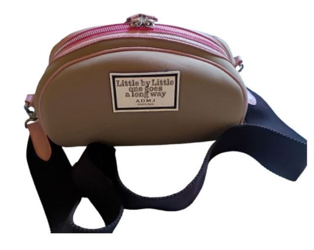 กระเป๋า A.D.M.J. แท้ Mini สีชมพูเบจ น่ารักมาก สภาพดีใหม่ Made in Japan