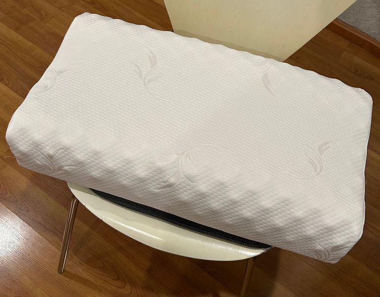 หมอนยางพาราแท้ Latex Pillow แบบฉีด ทรงเออร์โกโนมิก นอนตะแคง นอนหงาย 38x60 ซม. หนา 8-10 ซม. รูปที่ 4