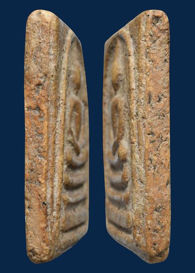 พระบ้านเก่าเก็บ เนื้อออกสีเหลืองเทียนไข สวย ผิวพระเดิมๆ พระสมเด็จวัดระฆัง พิมพ์ใหญ่ รูปที่ 3