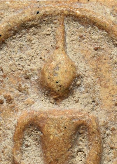 พระบ้านเก่าเก็บ เนื้อออกสีเหลืองเทียนไข สวย ผิวพระเดิมๆ พระสมเด็จวัดระฆัง พิมพ์ใหญ่ รูปที่ 8