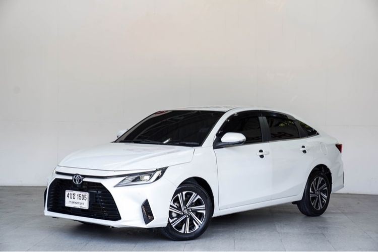Toyota Yaris ATIV 2023 1.2 Premium Sedan เบนซิน ไม่ติดแก๊ส เกียร์อัตโนมัติ ขาว รูปที่ 2