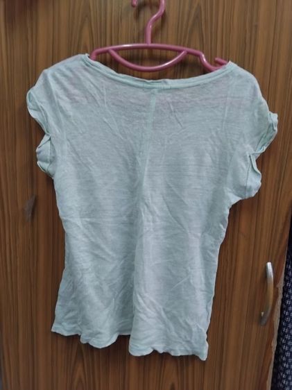 CC Double O เสื้อยืดคอวี สีเขียวพาสเทล แขนระบายสุดน่ารัก ไซส์ XS รูปที่ 4