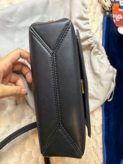 กระเป๋า charles and keith รูปที่ 5