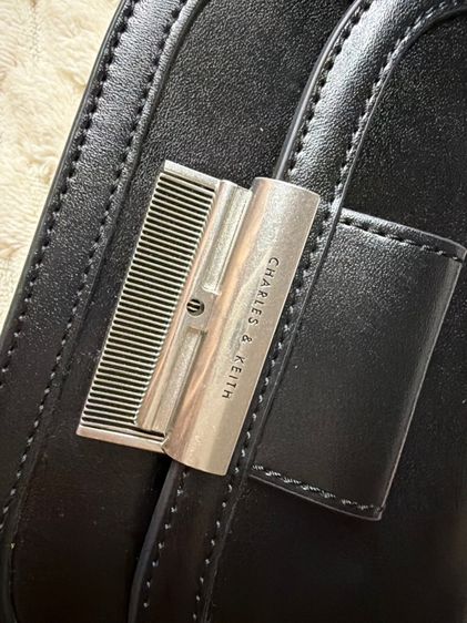 กระเป๋า charles and keith รูปที่ 3