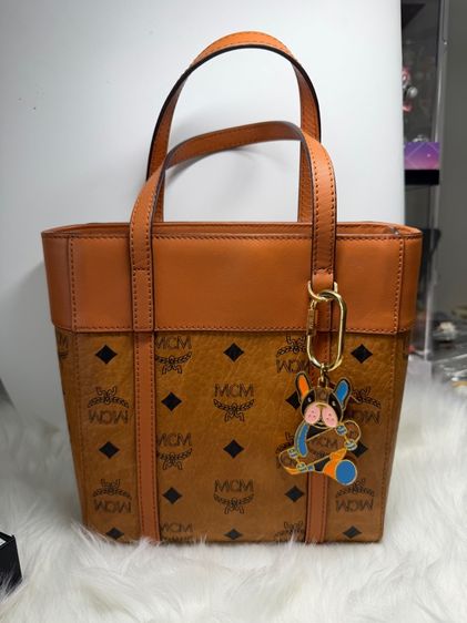 กระเป๋า MCM