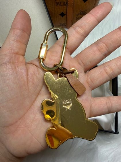 กระเป๋า MCM รูปที่ 9