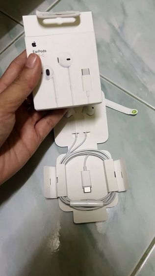 ขออนุญาติส่งต่อ
หูฟังไอโฟน  Apple Earpods Usb-C มือสองครบกล่อง(มีใบเสร็จ)

ไม่มีตำหนิ สภาพ เหมือนใหม่สายยังขาว รูปที่ 2
