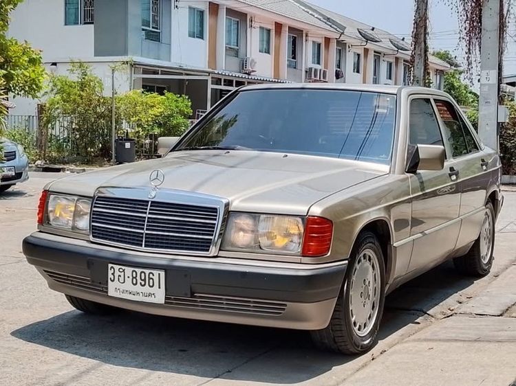 รถ Mercedes-Benz รุ่นอื่นๆ รุ่นย่อยอื่นๆ สี บรอนซ์ทอง