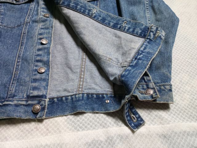 Versace signature denim jacket  รูปที่ 7