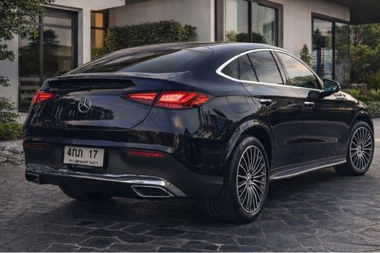 Mercedes-Benz GLC-Class 2024 GLC350e Utility-car ปลั๊กอินไฮบริด (PHEV) ไม่ติดแก๊ส เกียร์อัตโนมัติ น้ำเงิน รูปที่ 4