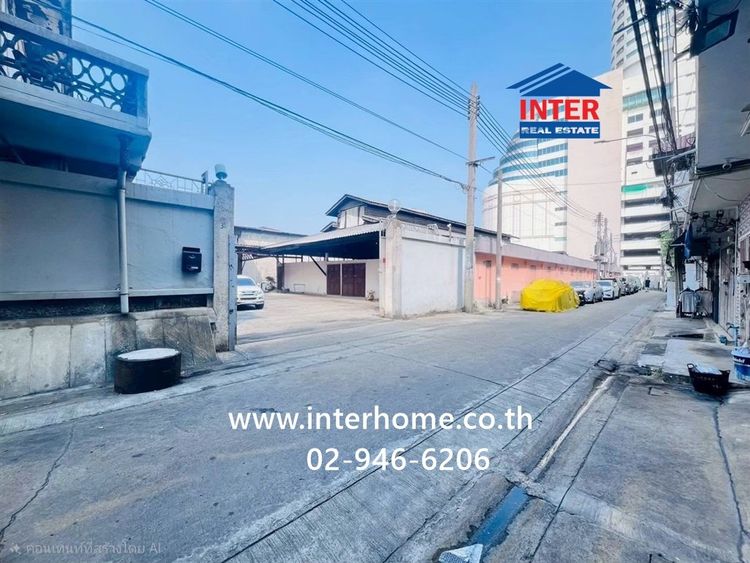 ที่ดิน + สิ่งปลูกสร้าง 1 ชั้น 200 ตร.ว. ใกล้โรงแรมปรินซ์พาเลซ กรุงเทพ ใกล้ตลาดโบ้เบ้ ใกล้สะพานขาว ตรอกโรงเลี้ยงเด็ก ถนนจักรพรรดิพงษ์ 