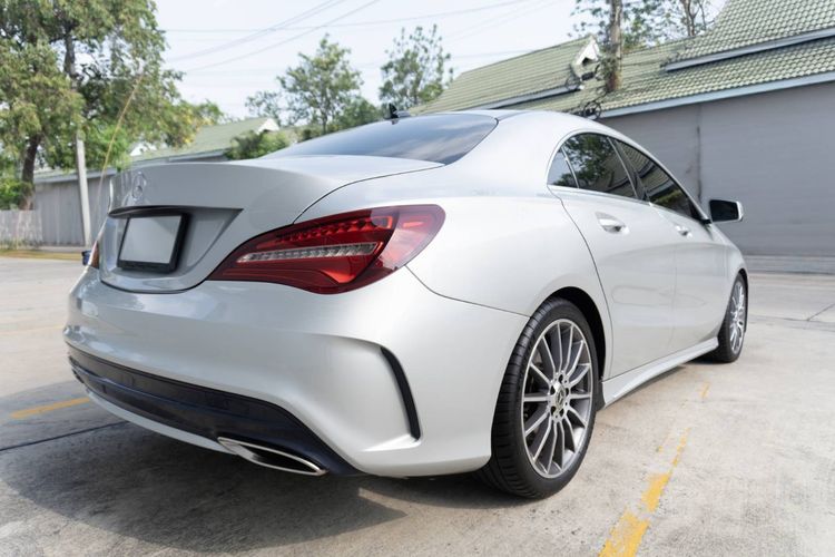 Mercedes-Benz CLA-Class 2017 CLA250 AMG Sedan เบนซิน ไม่ติดแก๊ส เกียร์อัตโนมัติ เทา รูปที่ 4