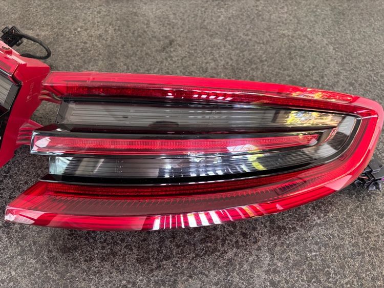 ไฟท้าย รูปที่ 3