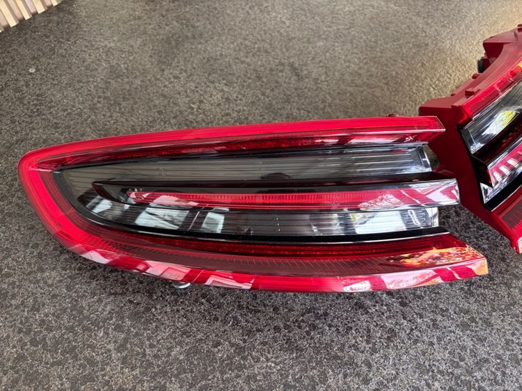 ไฟท้าย รูปที่ 2