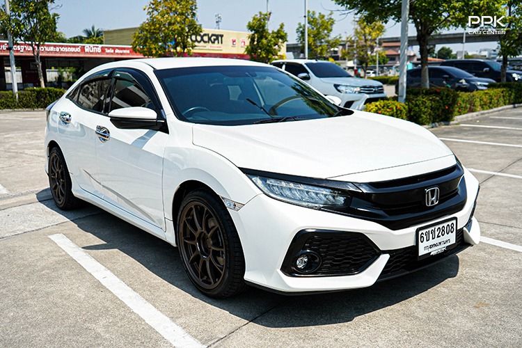 Honda Civic 2017 1.5 Turbo Sedan เบนซิน ไม่ติดแก๊ส เกียร์อัตโนมัติ ขาว รูปที่ 3