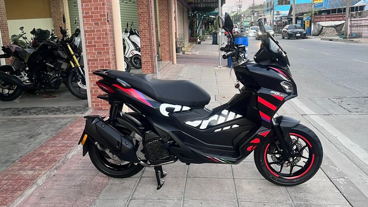 Aprilia SR GT 200 จดปี 25 ไมล์ 7314 km.
