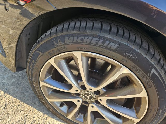 Mercedes-Benz E-Class 2021 E300e Sedan ปลั๊กอินไฮบริด (PHEV) ไม่ติดแก๊ส เกียร์อัตโนมัติ ดำ รูปที่ 4