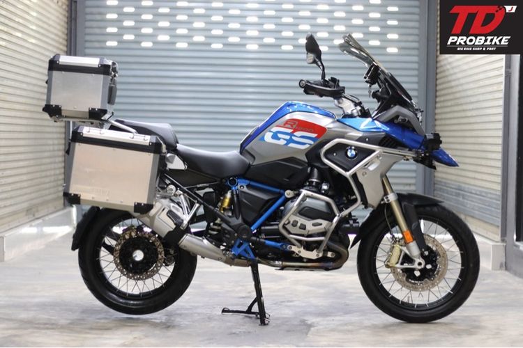 ขายBMW R1200GS Pepsi ปี2018 ราคาเร้าใจ แต่งเตม 