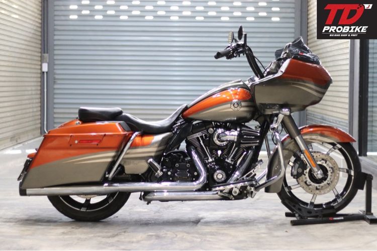 ขายHD RoadGlide CVO110 ปี2013 พร้อมของแต่ง