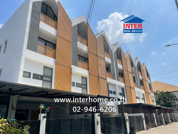 ทาวน์โฮม 4 ชั้น 30.7 ตร.ว. โครงการ เดอะล็อฟท์ บาย ไอ-เซน ซอยนาคนิวาส48 แยก14 ถนนลาดพร้าว ถนนซอยนาคนิวาส48 เขตลาดพร้าว กรุงเทพมหานคร