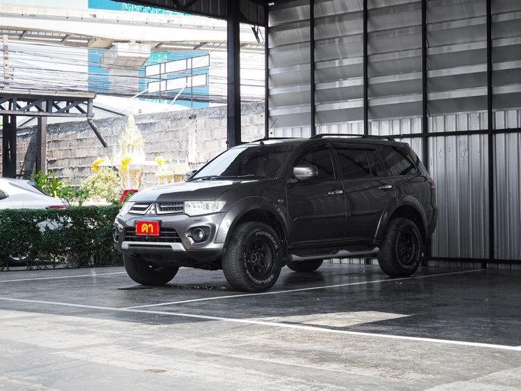 รถ Mitsubishi Pajero Sport 2.5 GT 4WD สี น้ำตาล