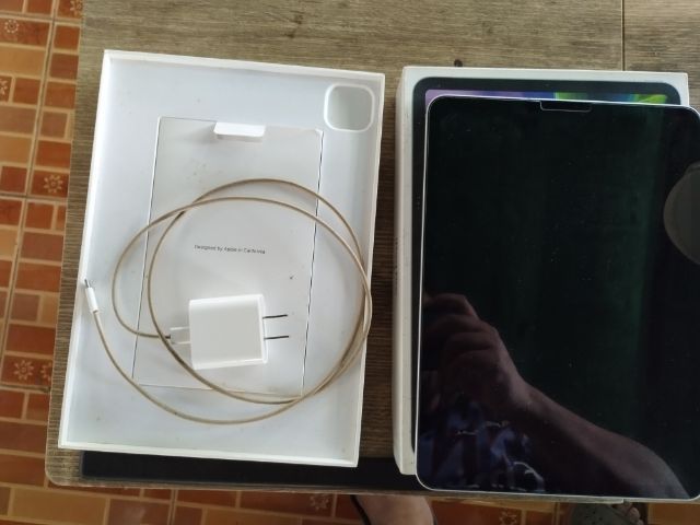 iPad pro gen 2 รุ่นsim wifi รูปที่ 2