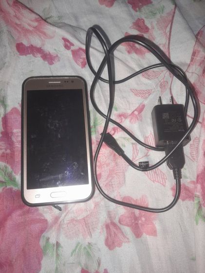 โทรศัพท์มือถือมือสองซัมซุง รุ่นj2