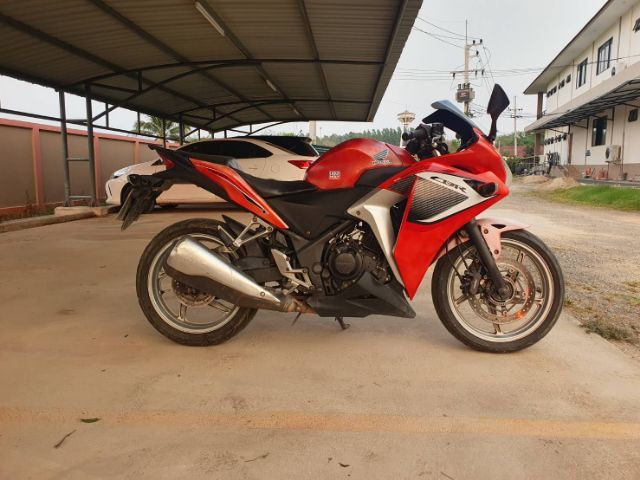 CBR250R เบรคabs  (up cc เท่ากับ cbr300r ) รูปที่ 3