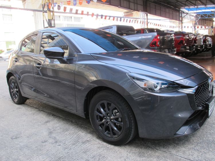 Mazda Mazda 2 2024 1.3 SP Sports Sedan เบนซิน ไม่ติดแก๊ส เกียร์อัตโนมัติ เทา รูปที่ 2