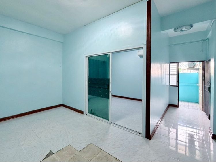 ไม่มี ขายด่วน คอนโด รุ่งโรจน์คอนโดเทล เพชรเกษม บางแค ห้องมุม Rungroj Condotel  รูปที่ 4