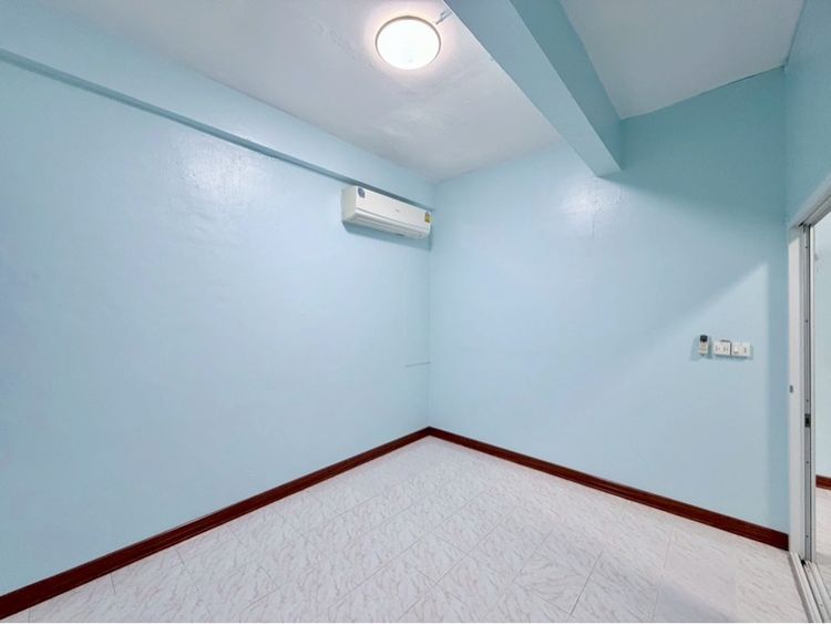 ไม่มี ขายด่วน คอนโด รุ่งโรจน์คอนโดเทล เพชรเกษม บางแค ห้องมุม Rungroj Condotel รูปที่ 2