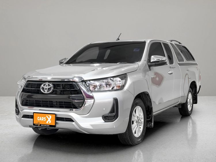รถ Toyota Hilux Revo 2.4 Z Edition Mid สี บรอนซ์เงิน