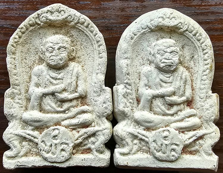 พระผงพิมพ์สมเด็จโต  วัดพลา โดยหลวงปู่ทิม วัดละหารไร่ปลุกเสก  ปี 2510 รูปที่ 3