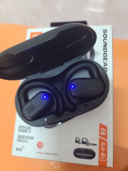 JBL หูฟังบลูทูธ