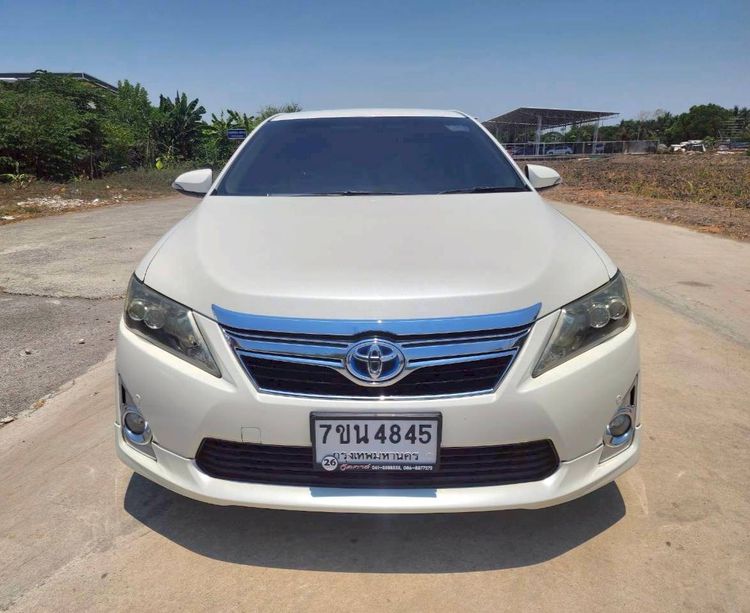 Toyota Camry 2012 2.5 Hybrid Sedan ไฮบริด ไม่ติดแก๊ส เกียร์อัตโนมัติ ขาว รูปที่ 2