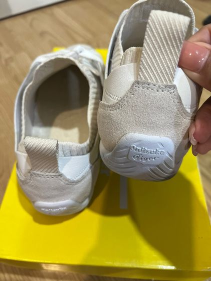 รองเท้าผ้าใบ Onisuka tiger รูปที่ 6