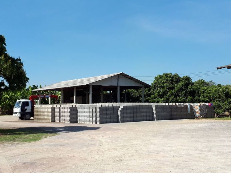 ที่ดินพร้อมอาคารโรงงาน ผังชมพู ใกล้ชุมชนกาดบ้านเส้ง เมืองลำพูน