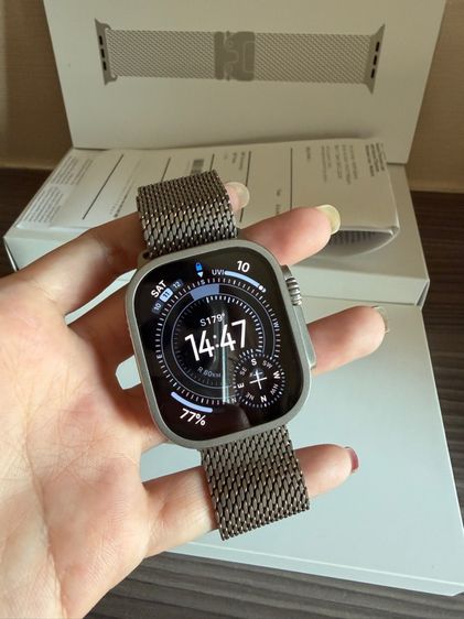 Apple Watch Ultra 3 49MM สี Natural Titanium สาย Titanium Loop รูปที่ 3