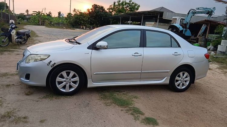 รถ Toyota Altis 1.6 G Limited สี บรอนซ์เงิน
