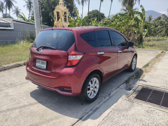 Nissan Note 2018 1.2 V Sedan เบนซิน ไม่ติดแก๊ส เกียร์อัตโนมัติ แดง รูปที่ 4